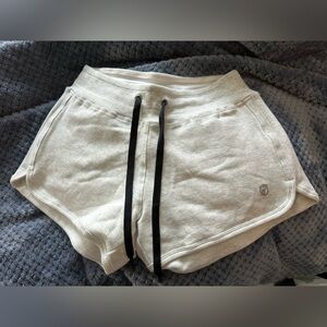 Born Primitive shorts